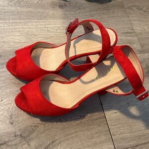 VERONA RED Vegan Suede Platform Heels Size 39
